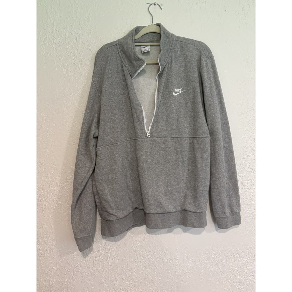 Nike Men’s Sportswear Club Fleece 1/2 Zip Size Small Pullover Gray (DD4732-066)